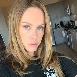 Meet your Posher, Dani